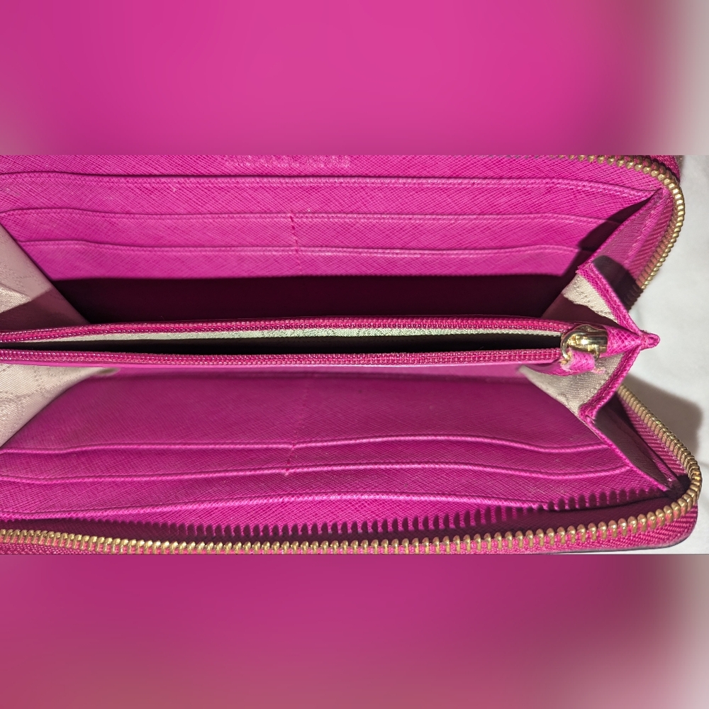 Michael Kors Pink Croc-Embossed Zip Wallet - Picture 7 of 16